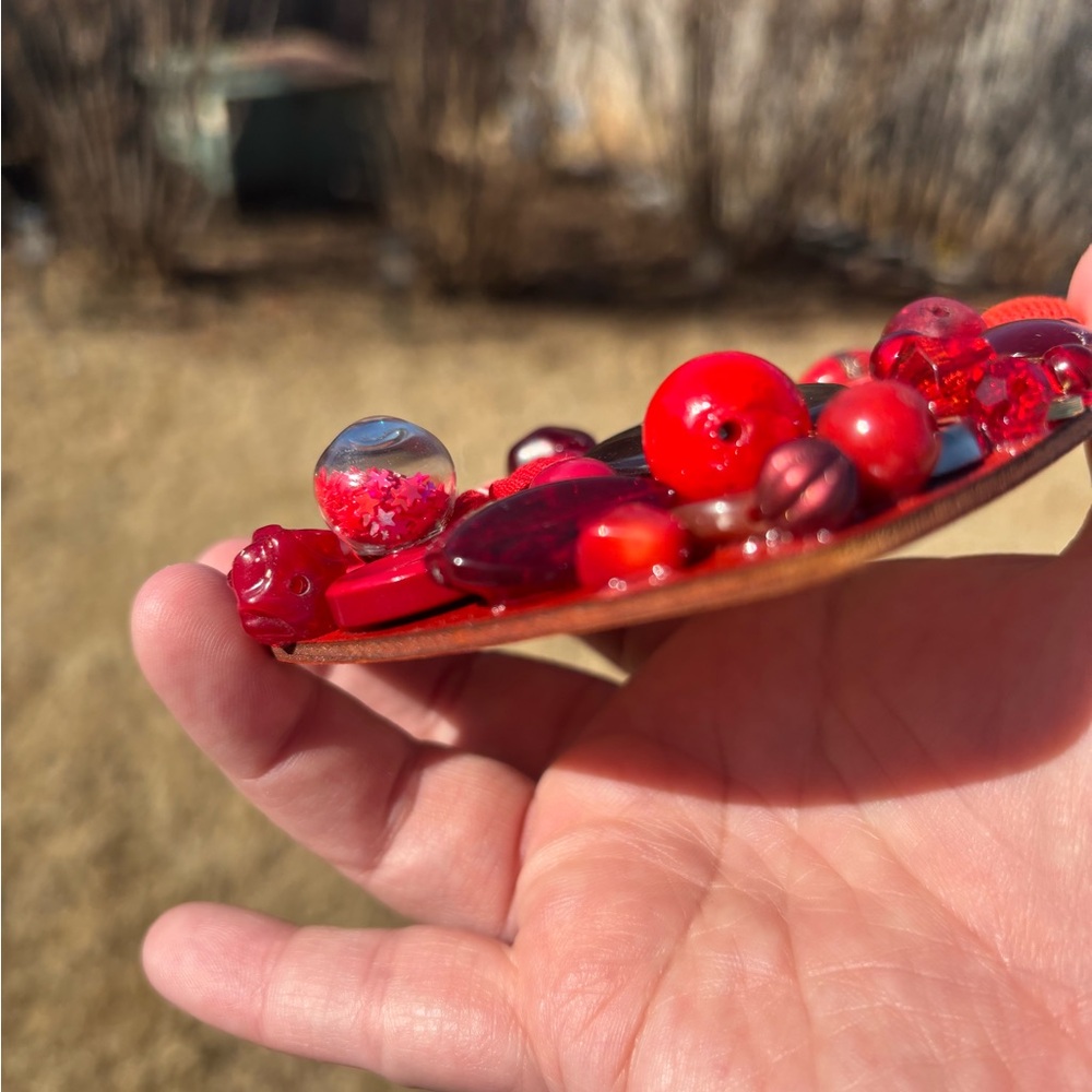 Hand Crafted Red Heart Ornament. Repurposed vintage jewelry and beads - Picture 4 of 4